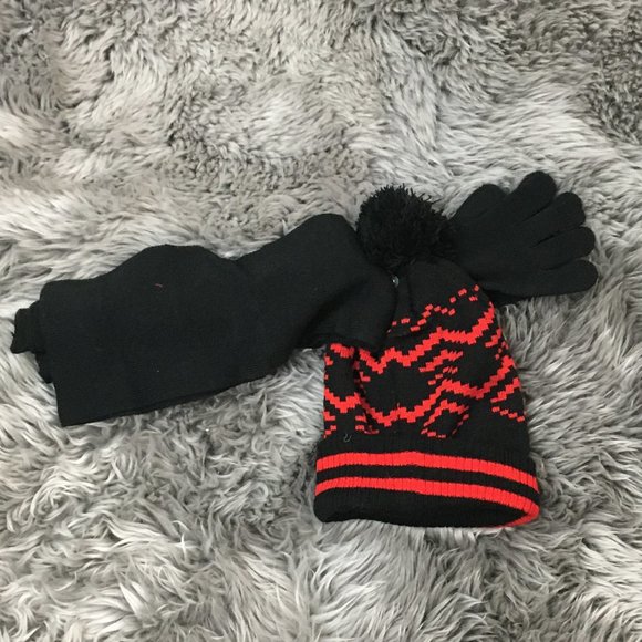 Unbranded | Kid's Winter Outerwear Set | 3 Pieces | Black & Red | Size 4-7 - Picture 2 of 2